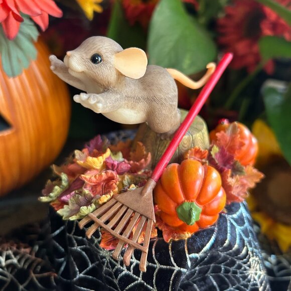 Charming Tails HALLOWEEN “Dive Right In” (85/118) - Picture 4 of 15